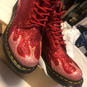 Dr Martens Pascal Flame boots red